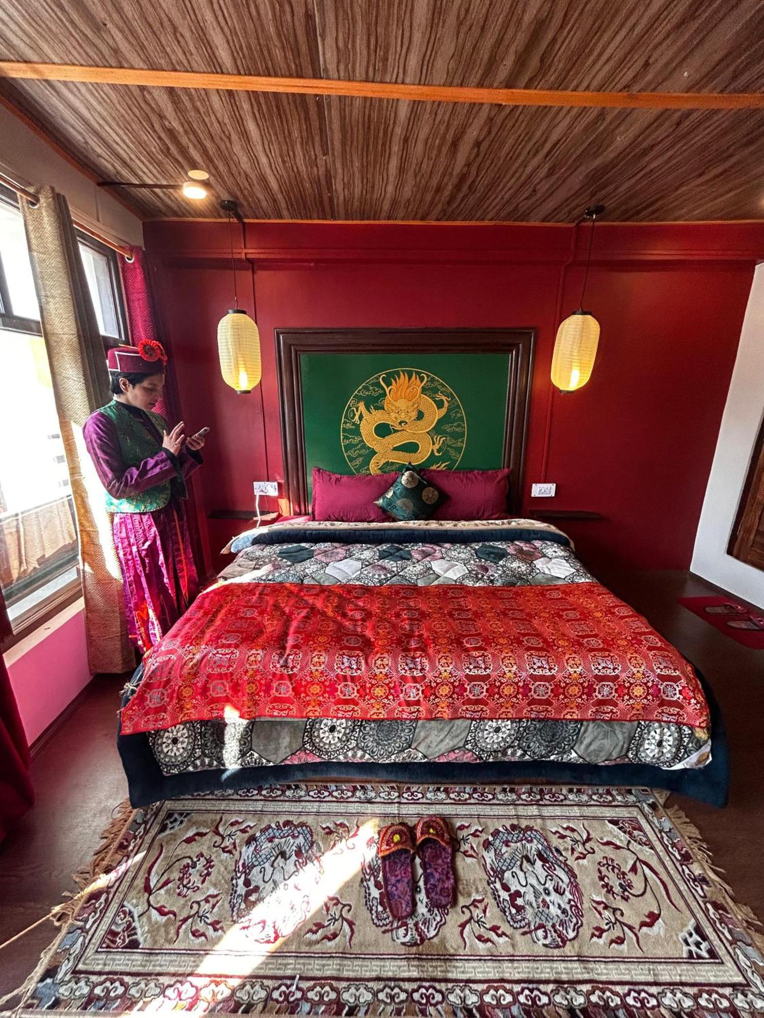 Auberge de jeunesse Kyelang Times Extérieur photo